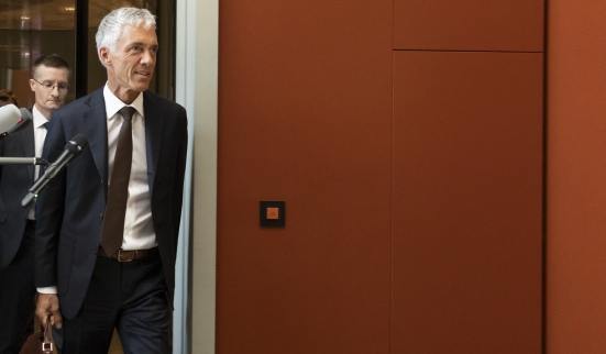 Le procureur-soleil au cœur de la tempête