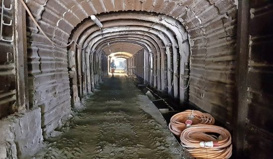 Incursion sous la terre