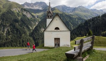 La randonnée menacée par le loup