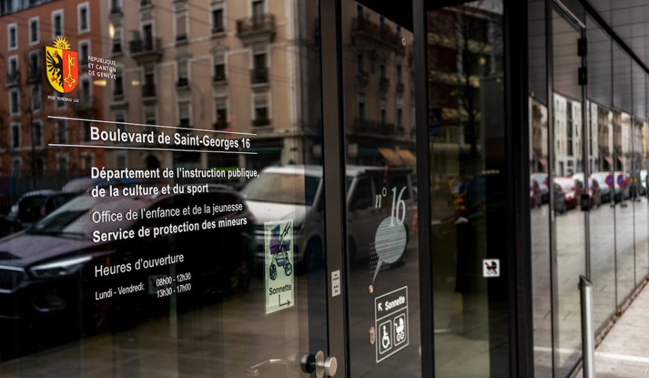 Enfance: la commission rend son rapport