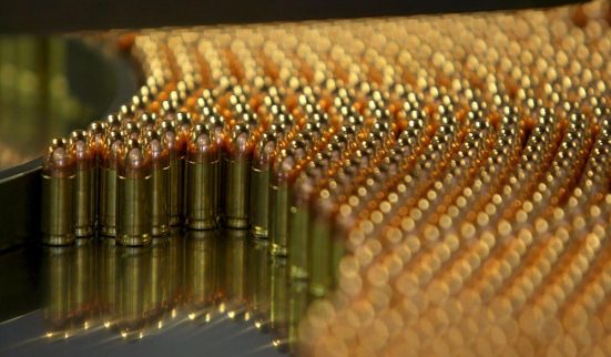 La Suisse,  marchande d’armes