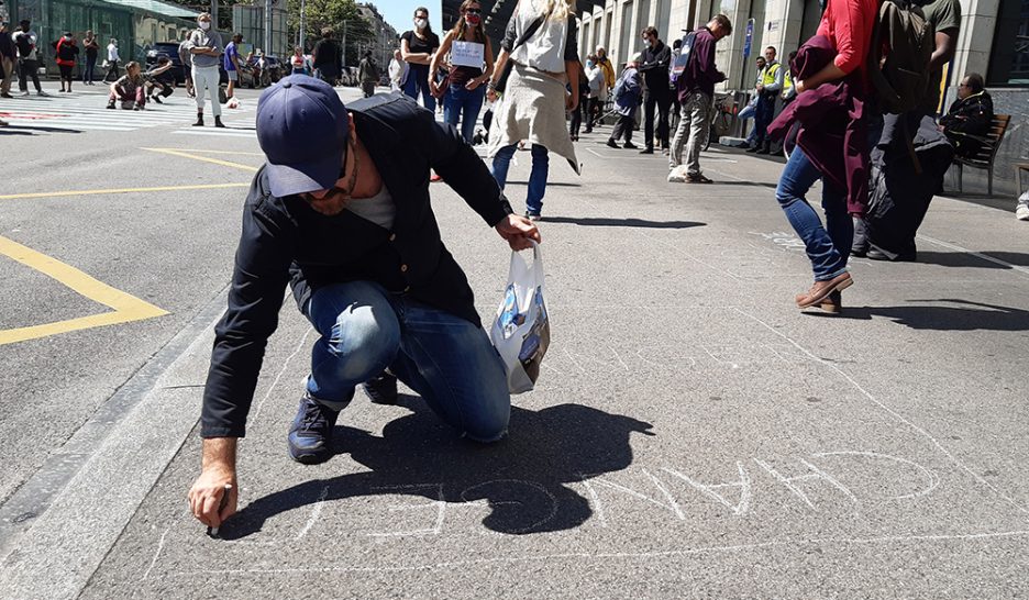 «Manifester, un droit de spécialiste»