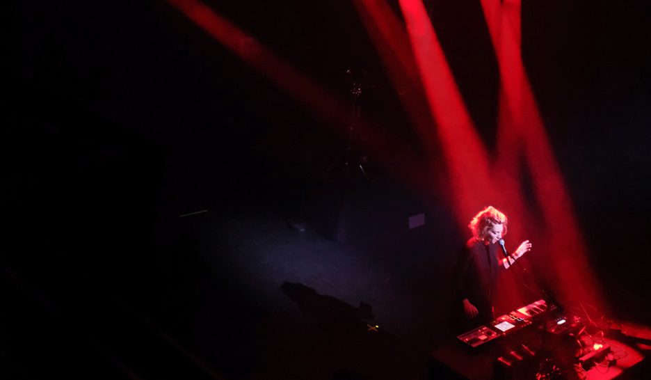 Fièvre electropop contrôlée à la Bâtie 1