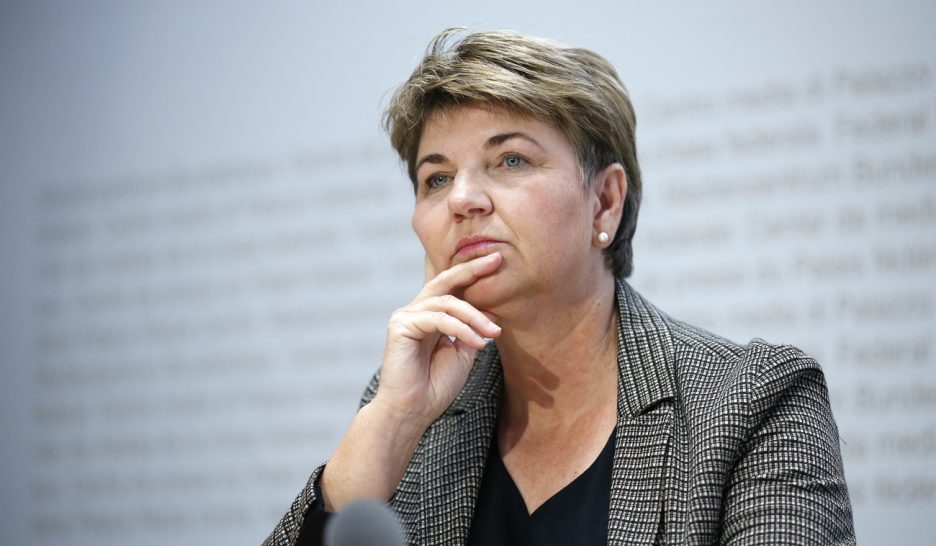 L’armée sent le vent du boulet