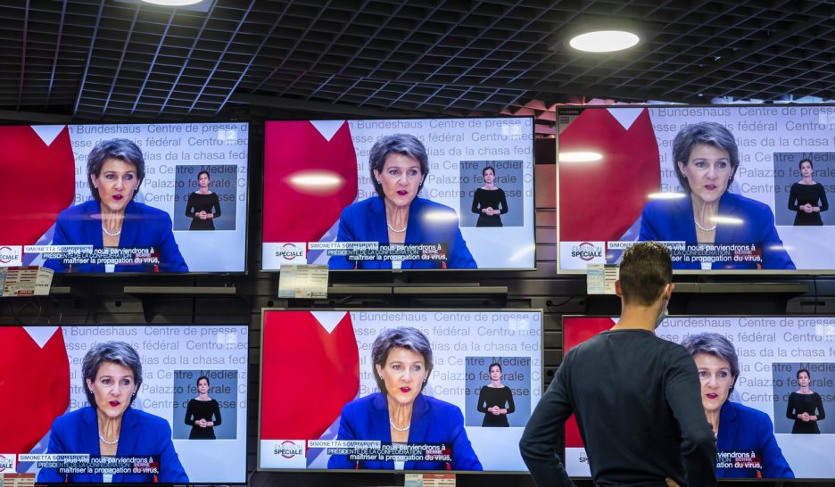 Discos fermées et réunions limitées