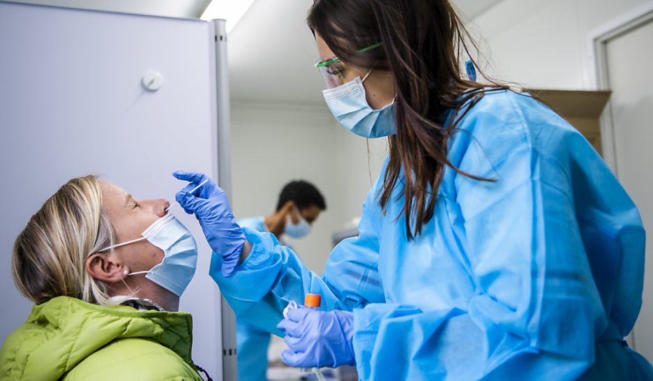 Plus de 9000 nouveaux cas en Suisse