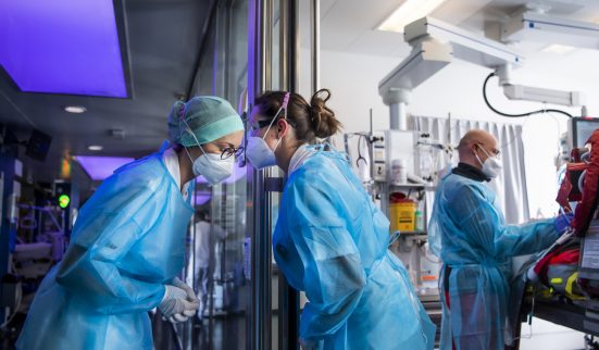 Le covid creuse les inégalités au travail