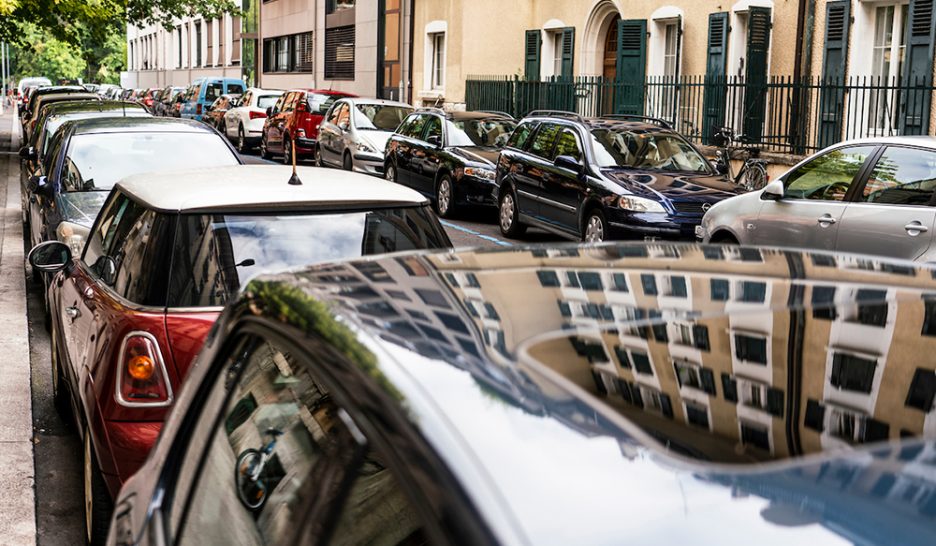 L’Etat s’en prend au stationnement pendulaire