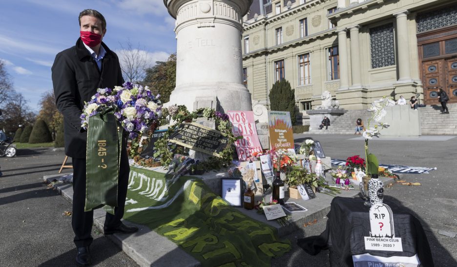 Pression pour sauver les restos de la faillite