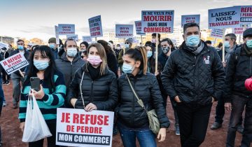 Réouverture des commerces réclamée