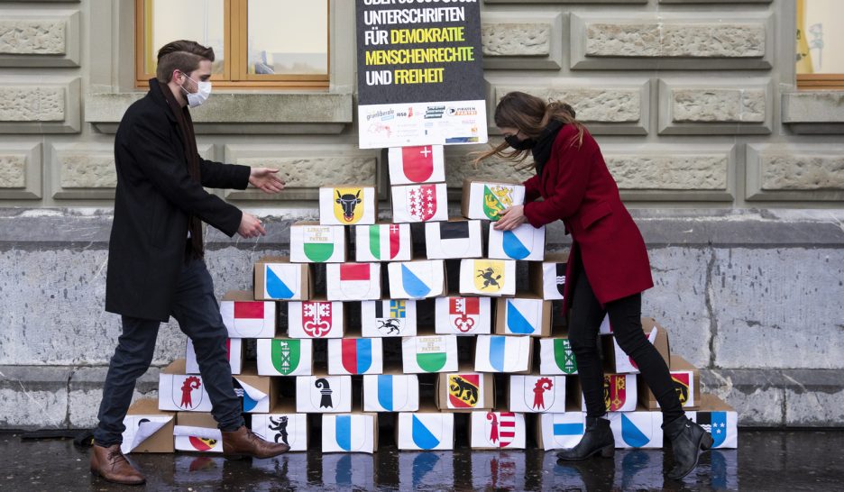 Dépôt du référendum contre la loi sur le terrorisme