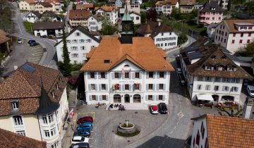 Guerre des chiffres à Moutier