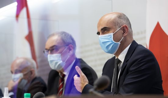 La Suisse renoue avec le semi-confinement