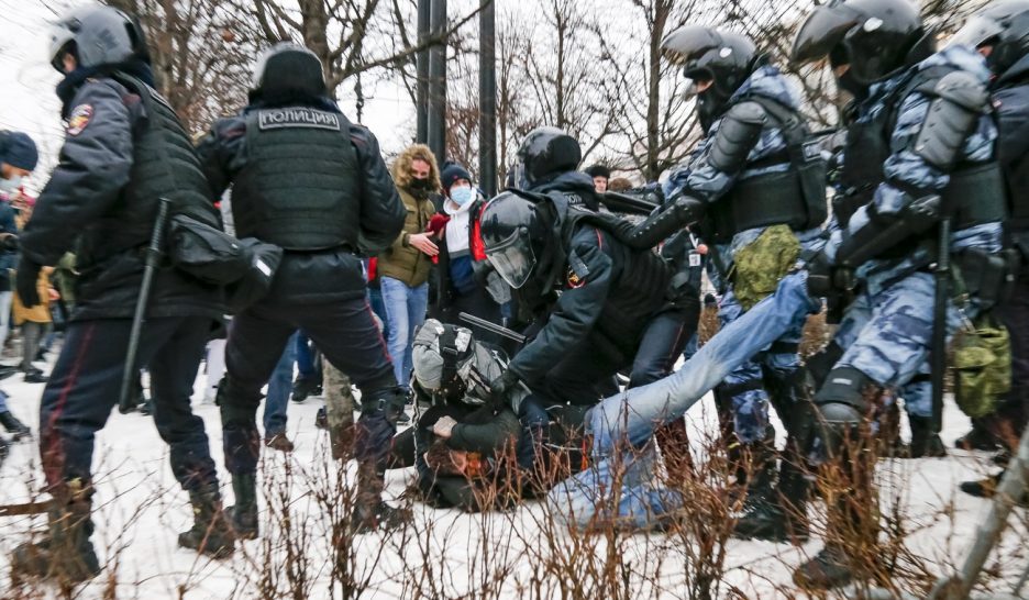 Le Kremlin minimise la portée des manifestations