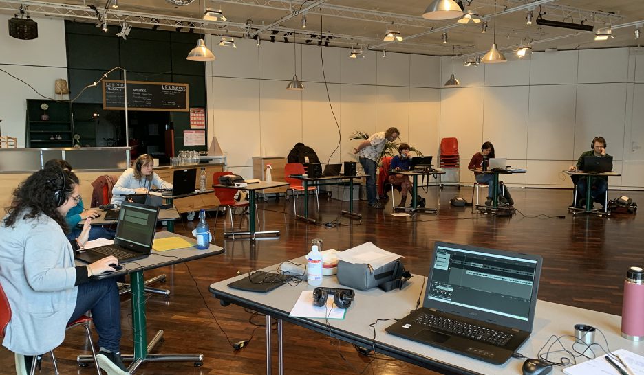 La culture bascule sur les ondes