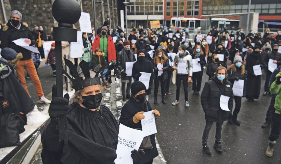 La culture exprime sa détresse dans la rue