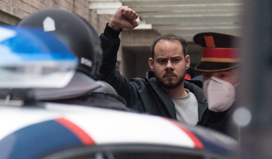 Le rappeur qui a critiqué le roi arrêté