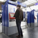 Prendre le bus ou le train sans payer? 1