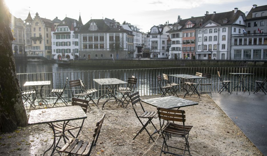 Encore patienter avant de profiter des terrasses