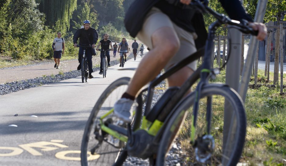 La voie verte avance au bord de l’Arve