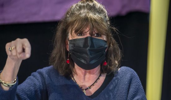 Le Parlement condamne le sexisme en son sein 1