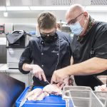 Les entreprises s’ouvrent aux jeunes en décrochage