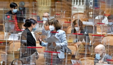 Pékin s’attire les foudres des parlementaires