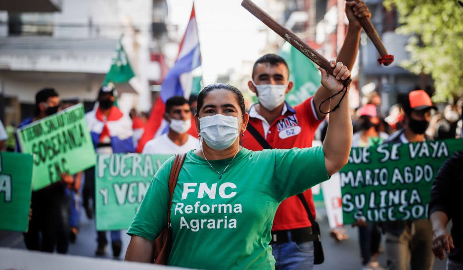 «Qu’ils s’en aillent tous!»