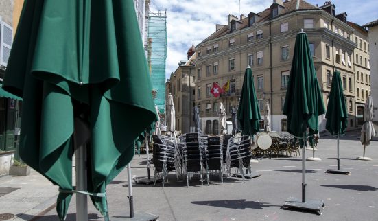 Terrasses, cinémas et stades pourront rouvrir dès lundi