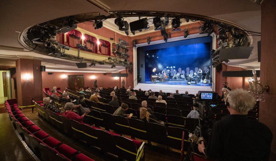 Le Parlement invité à soutenir le monde de la culture