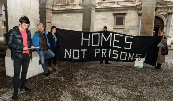 «Non au centre de renvoi», la coalition ne démord pas