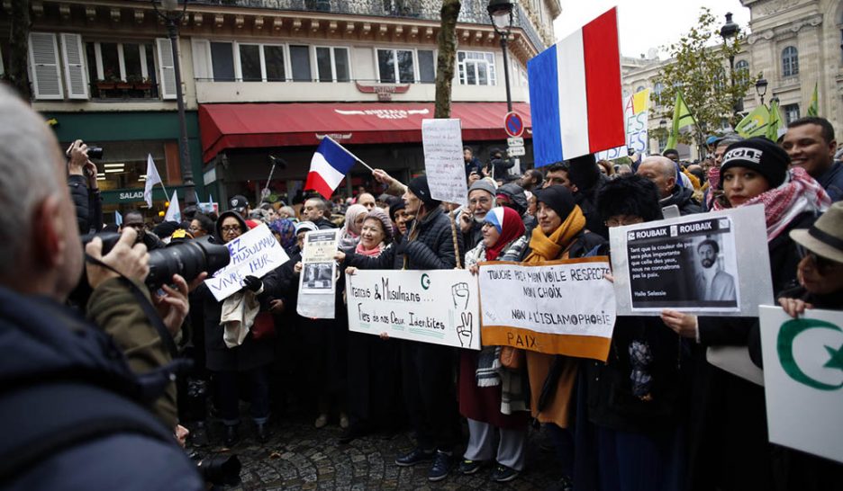 Séparatisme: «Macron creuse le fossé»