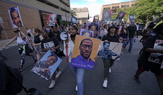 Derek Chauvin écope de 22 ans et demi de prison