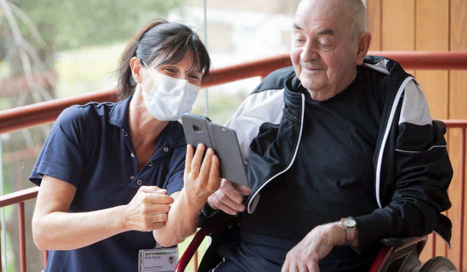 Des licenciements dénoncés dans les EMS