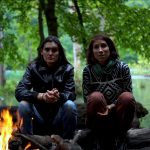 Violence politique au coin du feu