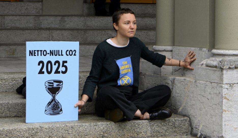 XR presse Berne de déclarer l’urgence climatique