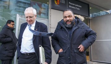 Dieudonné assistera à son procès lundi