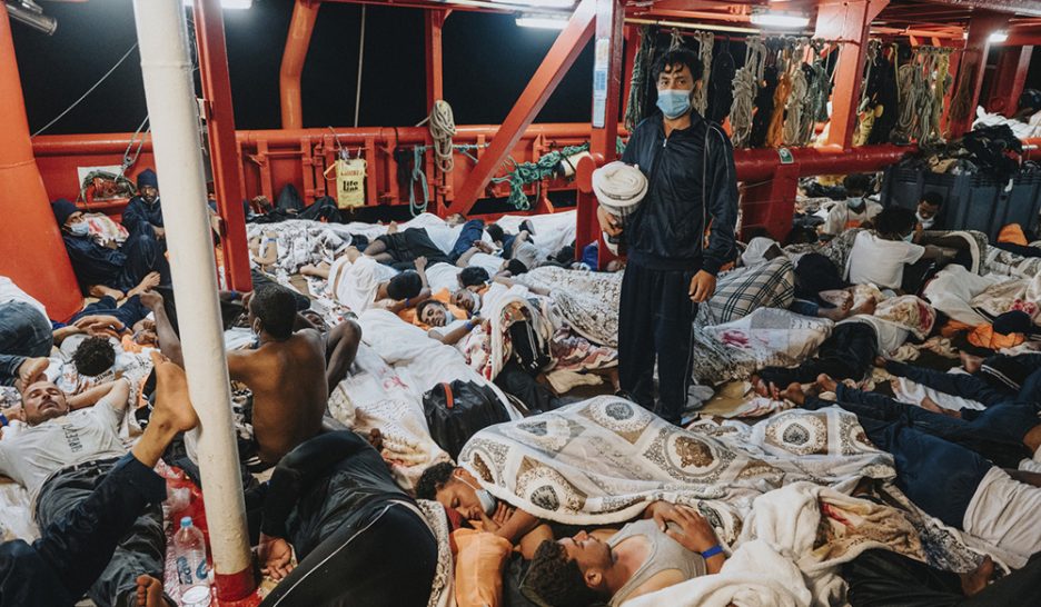 L'Ocean Viking demande un port sûr pour débarquer 555 migrants