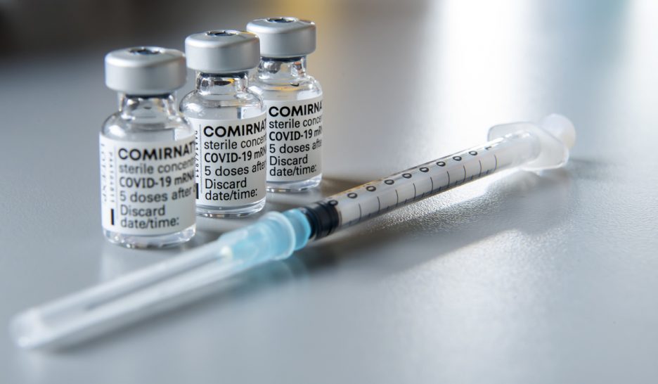 Pfizer et Moderna augmentent le prix des vaccins en Europe