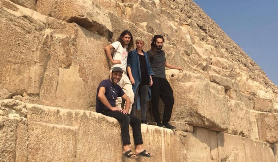 Yalla Miku, à la croisée