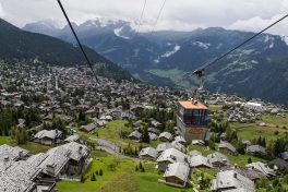 Bagnes. sans barreaux mais avec Spa