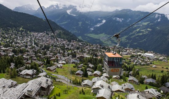 Bagnes. sans barreaux mais avec Spa