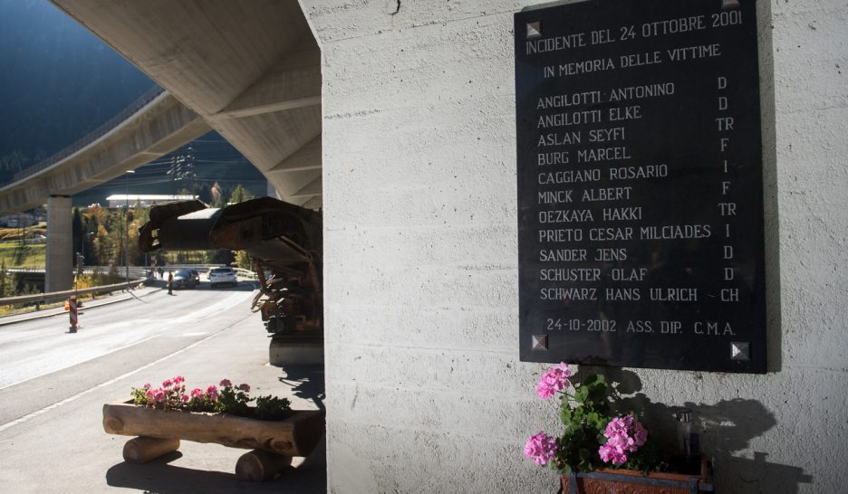Cérémonie au Gothard