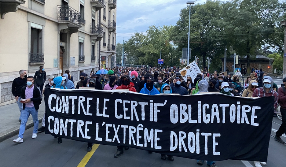 Manif contre le pass Covid très encadrée