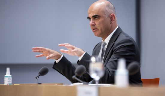 Pass et masque contre delta et omicron