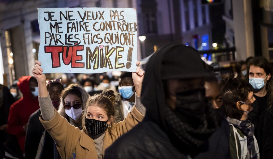 Pression des collectifs antiracistes