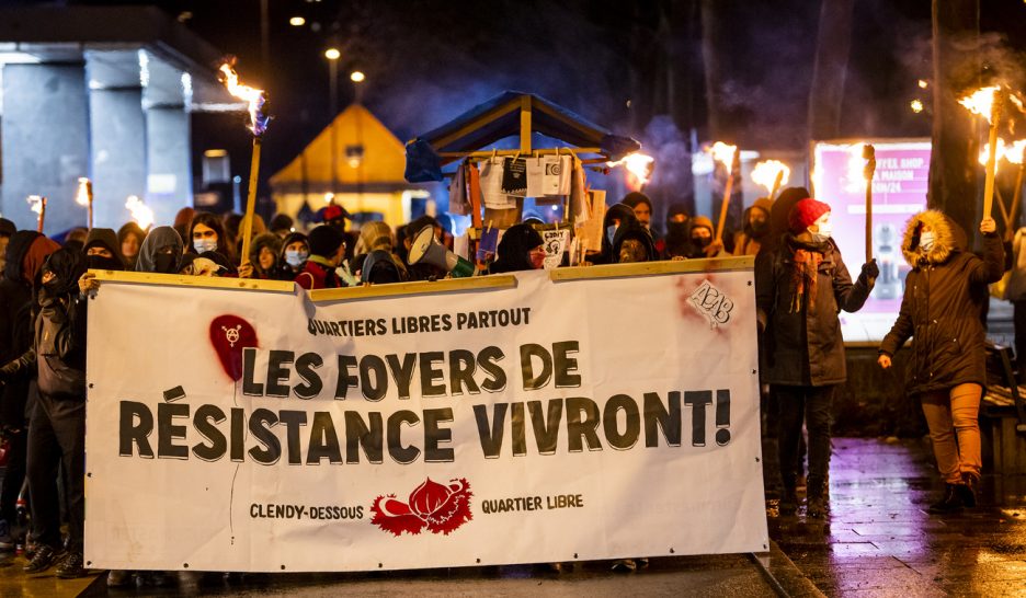 Une centaine de personnes dans la rue pour défendre Clendy-Dessous
