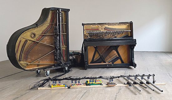 Un robot percussionniste à 64 doigts