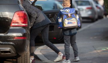 Les «parents taxis» dans le viseur 1