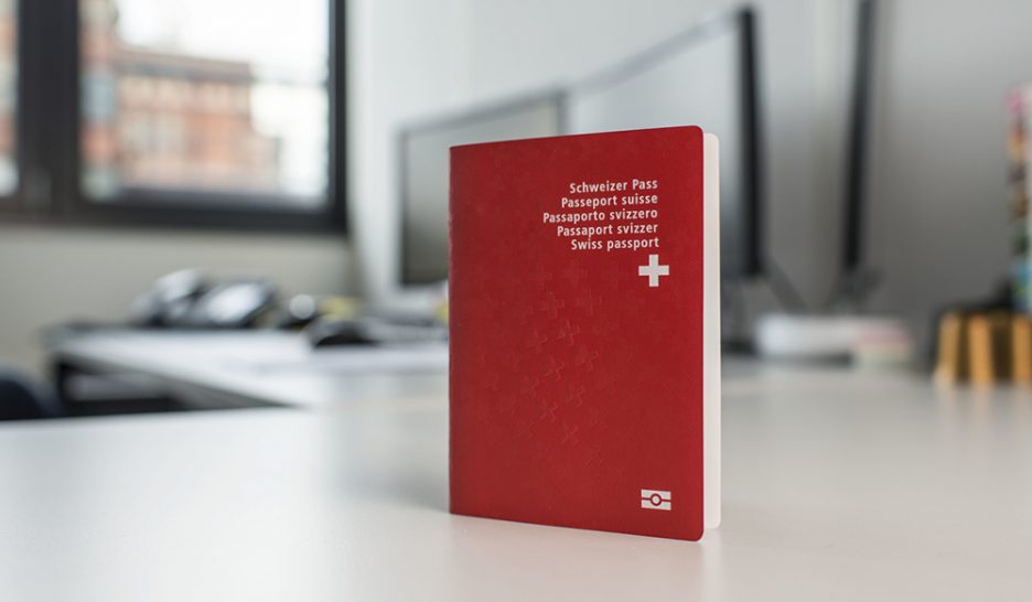 Un pas pour la naturalisation facilitée